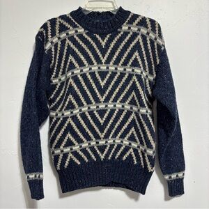 LizWear VTG Women's Wool Sweater Navy Blue Crew Neck Pullover